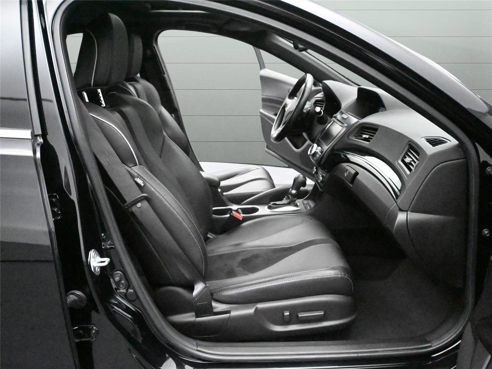 Used 2021 Acura ILX w/Premium w/A-SPEC image 15