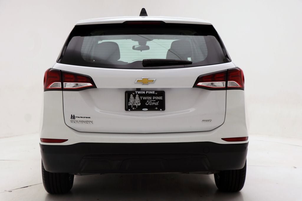 Used 2023 Chevrolet Equinox LS w/ Driver Confidence II Package AWD/4WD image 7