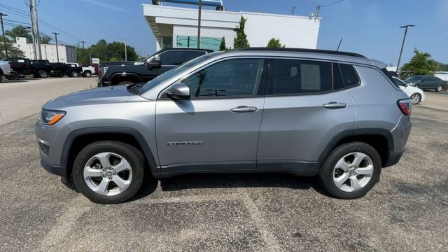 Used 2020 Jeep Compass Latitude w/ Cold Weather Group AWD/4WD image 7