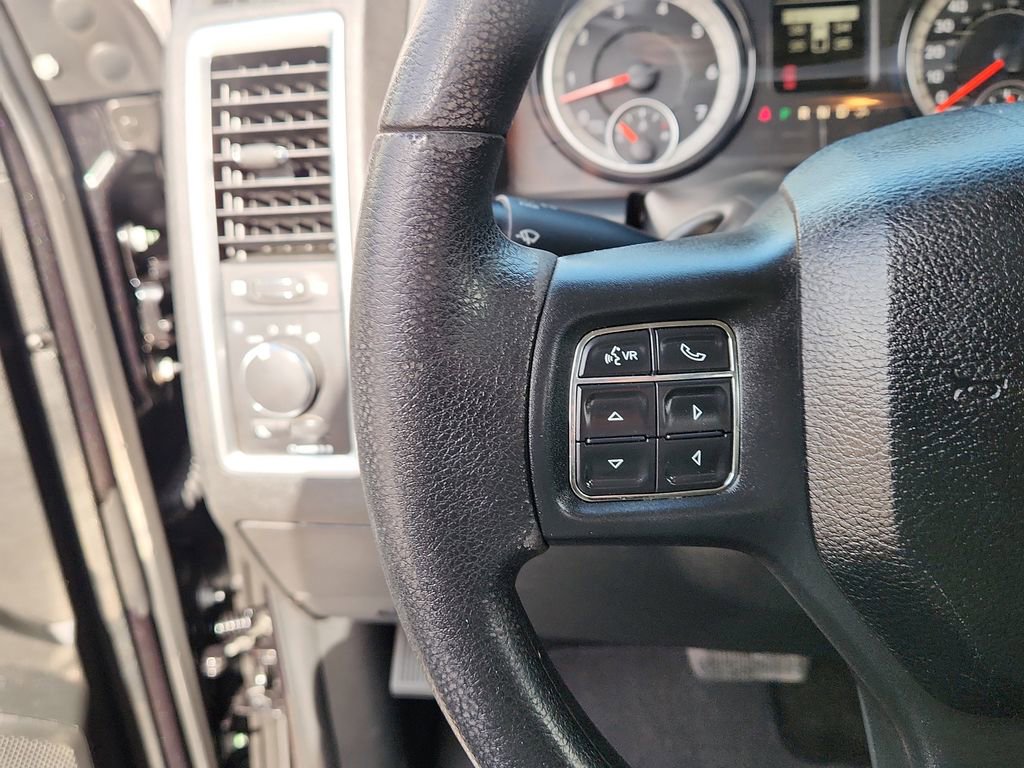 Used 2017 RAM 1500 Classic SLT image 16