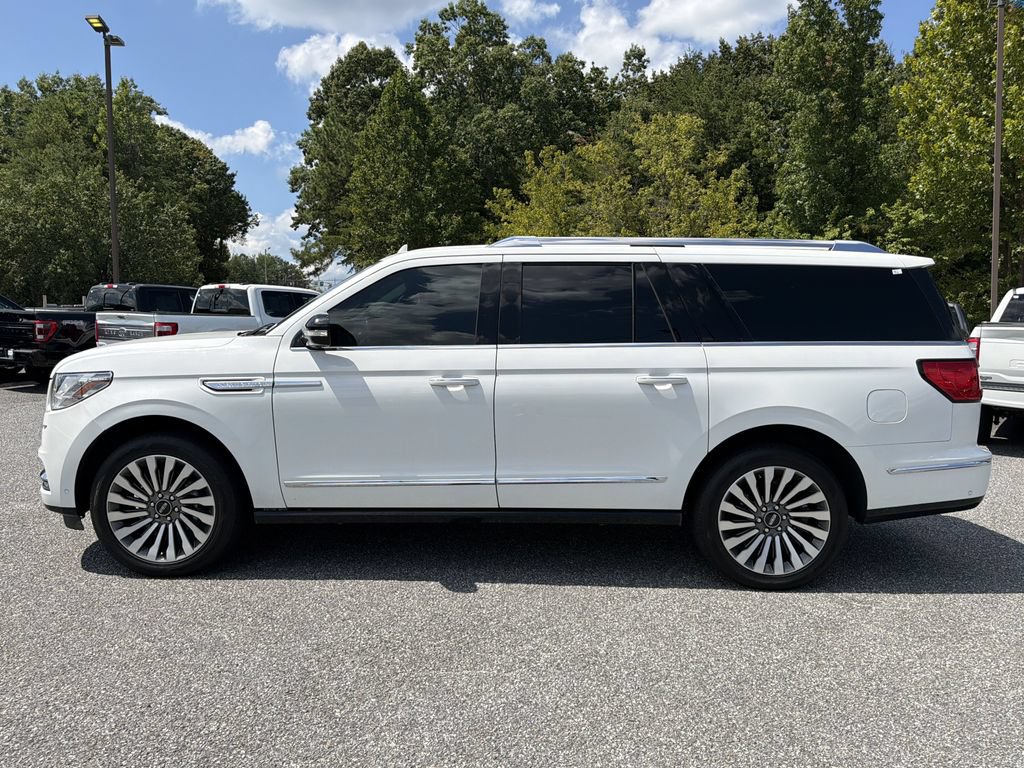 Used 2021 Lincoln Navigator L Reserve w/ Luxury Package AWD/4WD image 4
