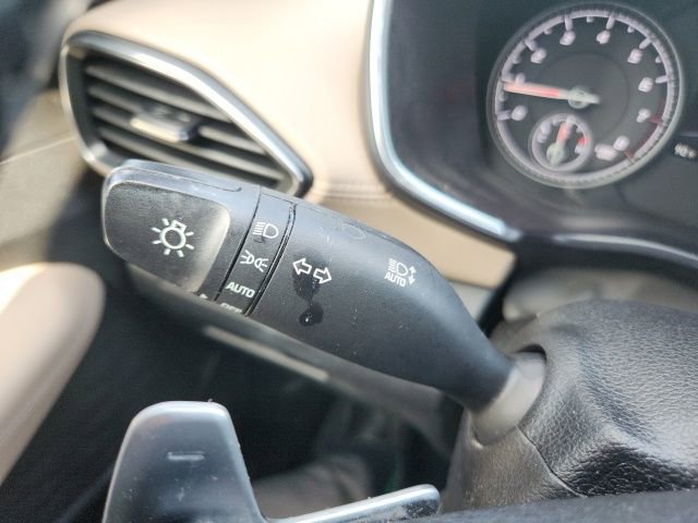 Used 2023 Hyundai Santa Fe SEL image 29