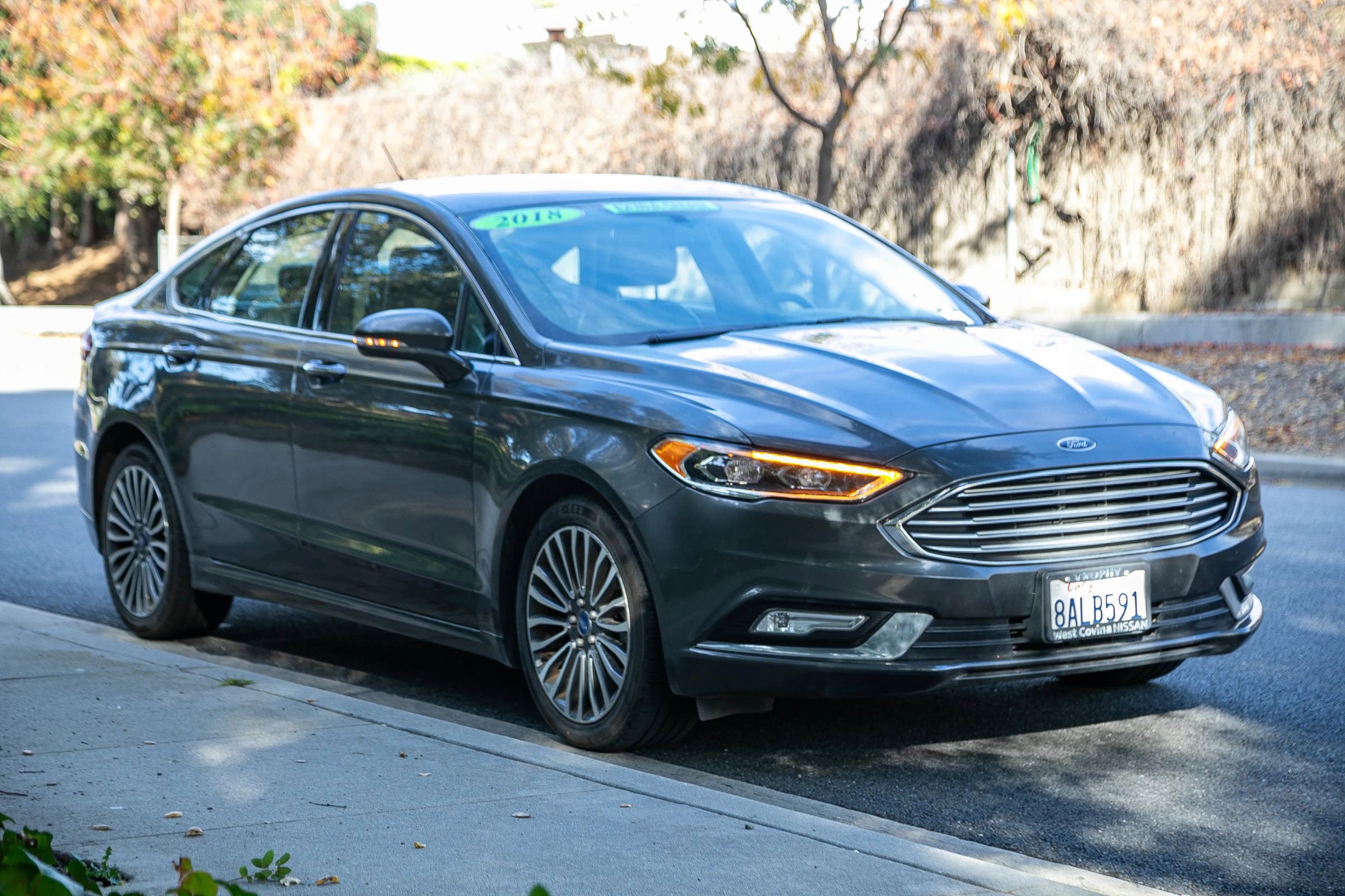 Used 2018 Ford Fusion Titanium image 3