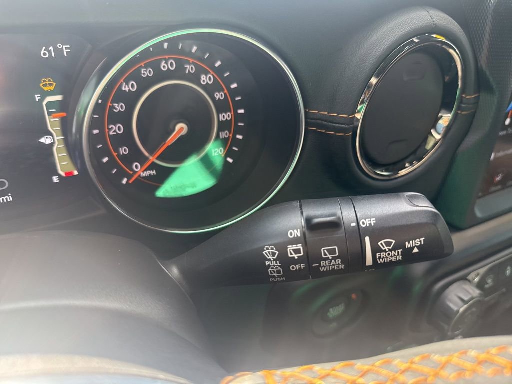 Used 2021 Jeep Wrangler Unlimited Sahara image 28