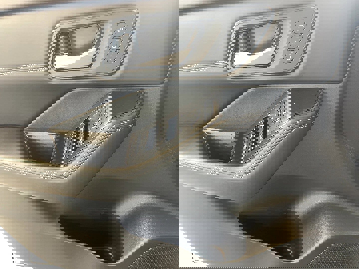 Used 2022 Nissan Rogue SL w/ SL Premium Package image 15