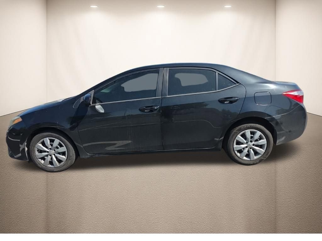 Used 2014 Toyota Corolla LE image 9