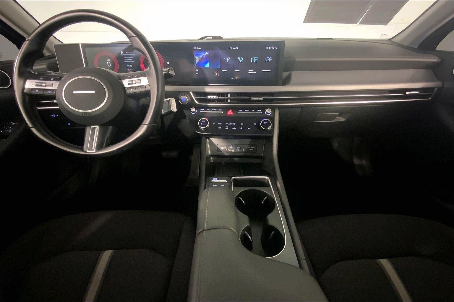 Used 2025 Hyundai Sonata SEL FWD image 15