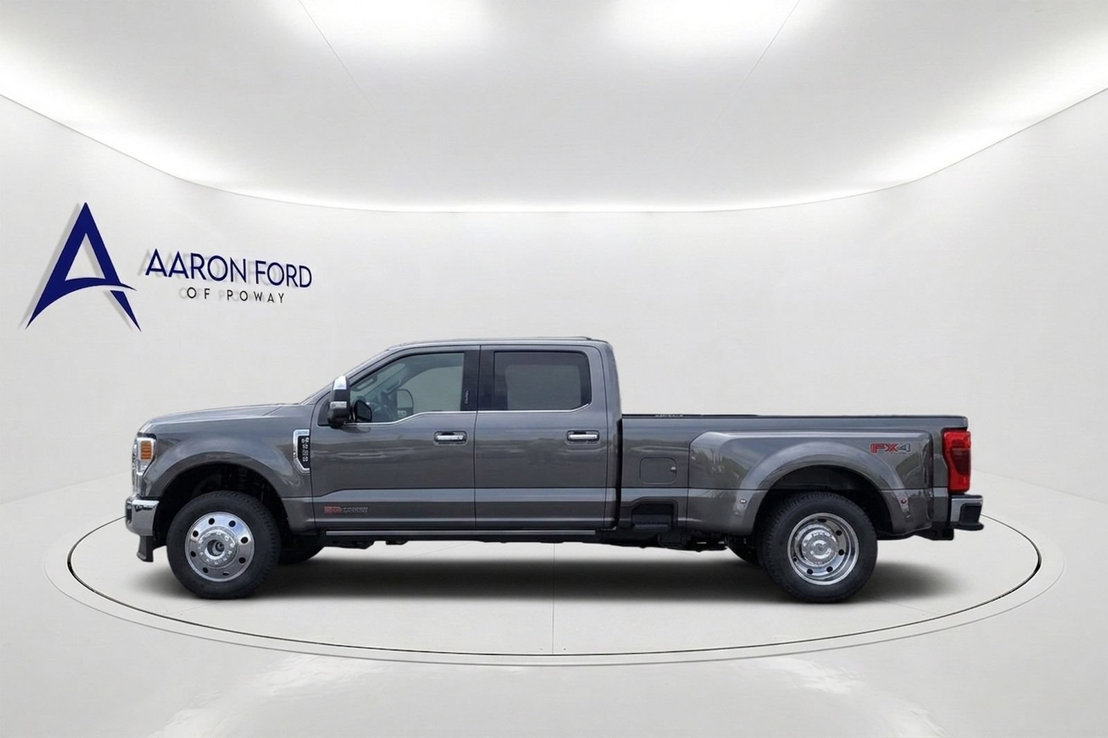 New 2026 Ford F450 Lariat w/ Lariat Ultimate Package AWD/4WD image 3