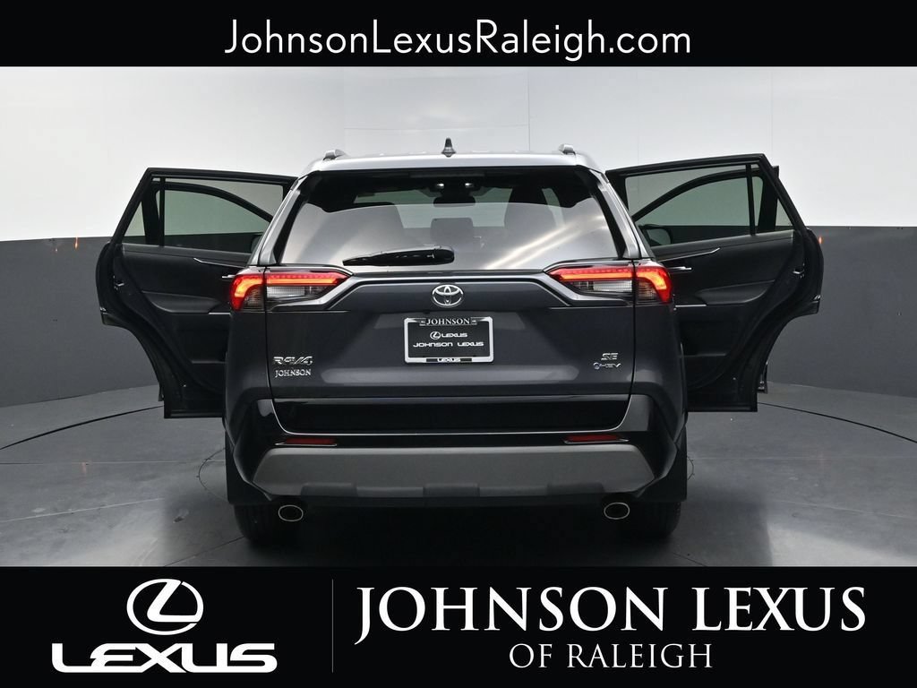 Used 2025 Toyota RAV4 SE AWD/4WD image 35