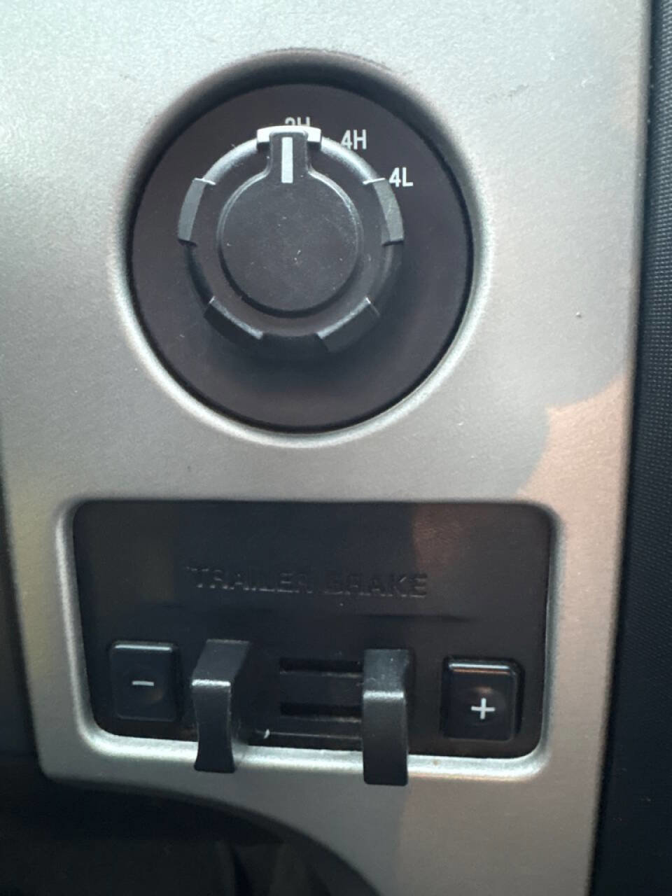 Used 2013 Ford F150 XLT w/ XLT Convenience Pkg image 14