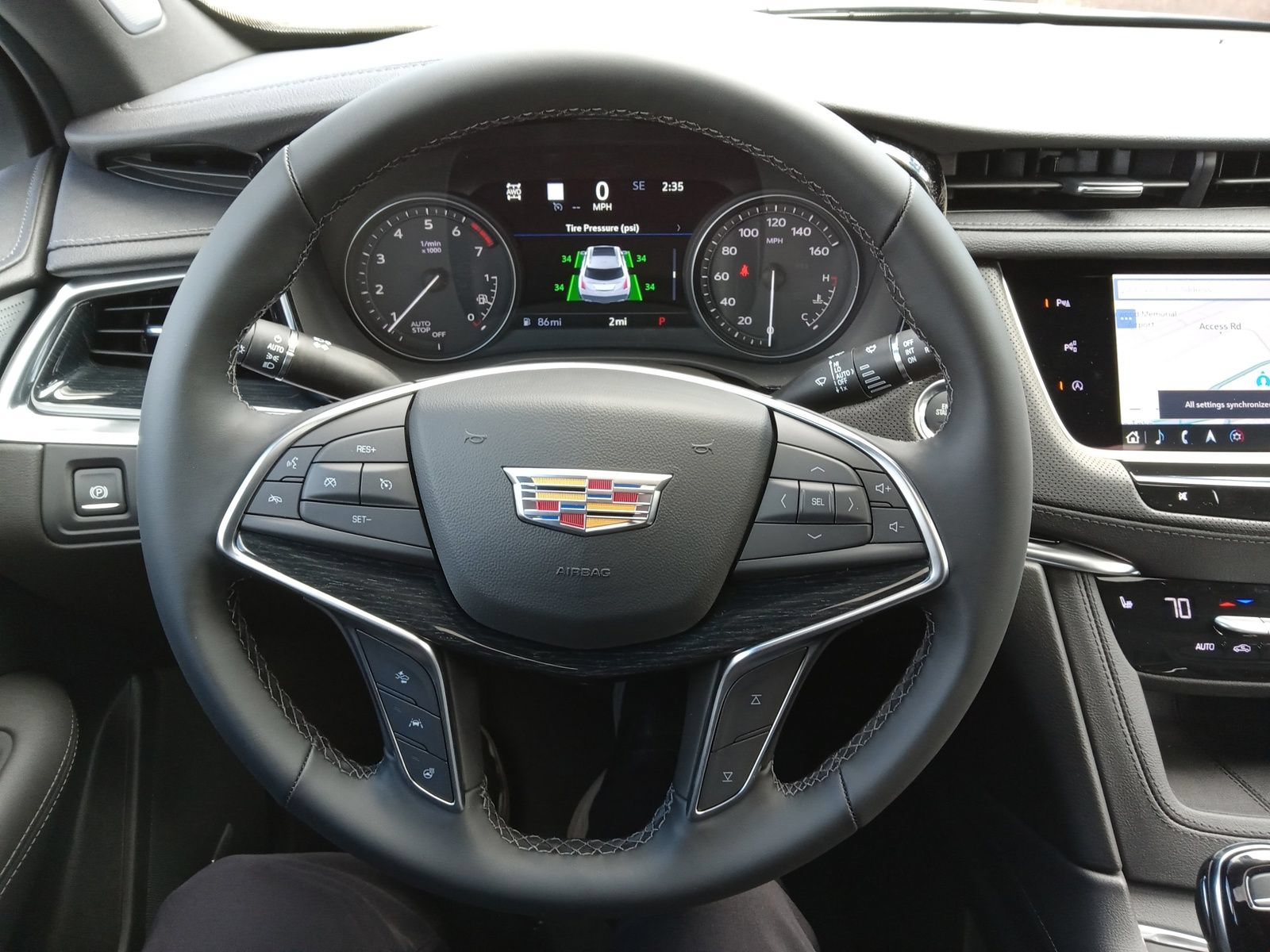 New 2026 Cadillac XT5 Premium Luxury w/ LPO, ONYX Package AWD/4WD image 13
