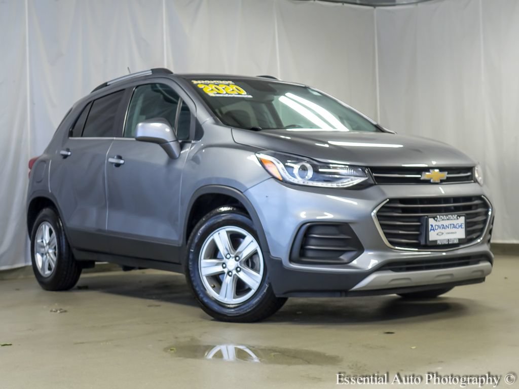 Used 2020 Chevrolet Trax LT w/ Driver Confidence Package FWD image 2