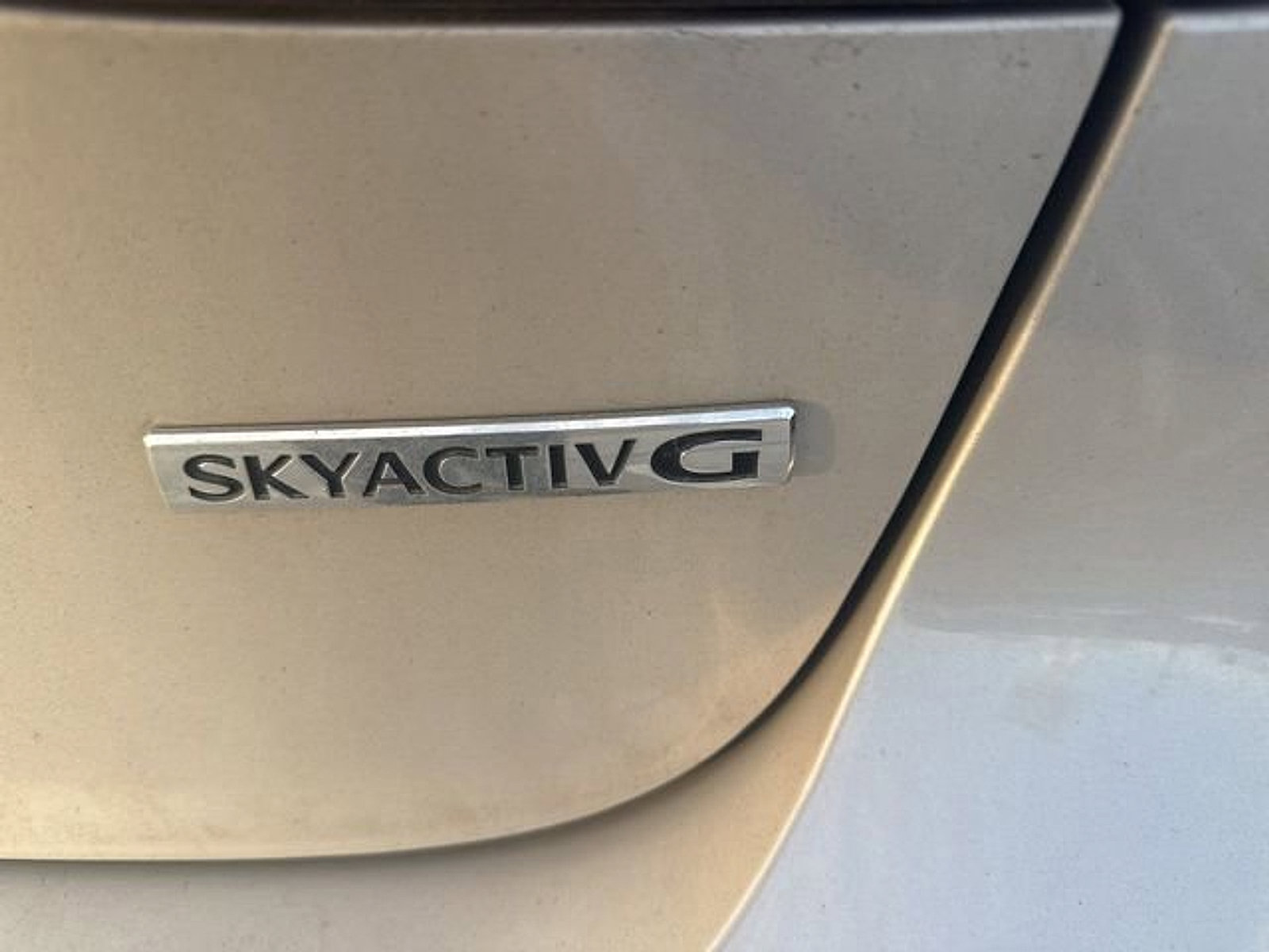 Used 2022 MAZDA MAZDA3 s image 18