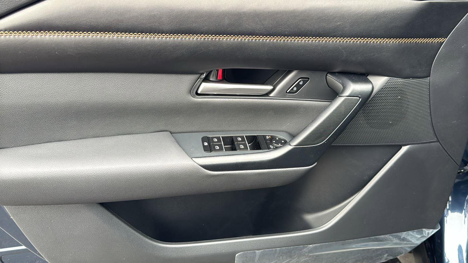 New 2026 MAZDA CX-50 AWD 2.5 Hybrid w/ Weather Package image 8