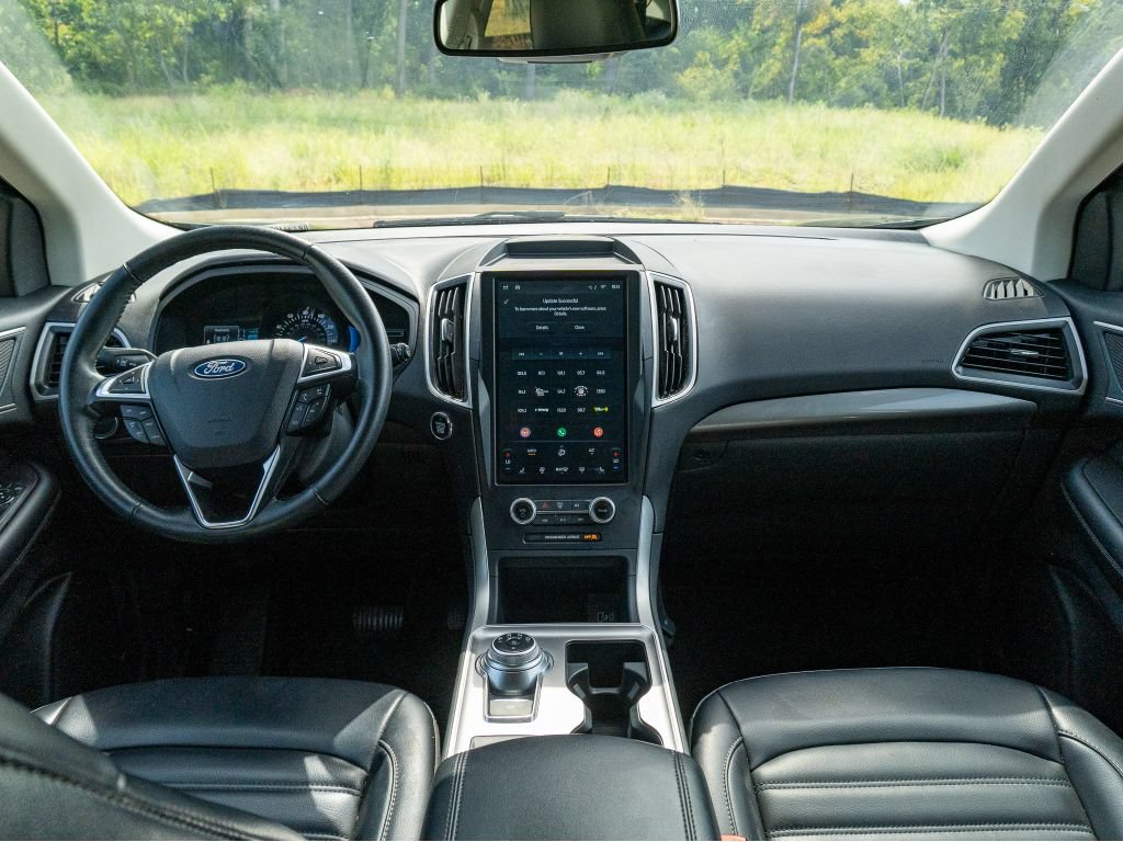 Used 2024 Ford Edge SEL AWD/4WD image 21