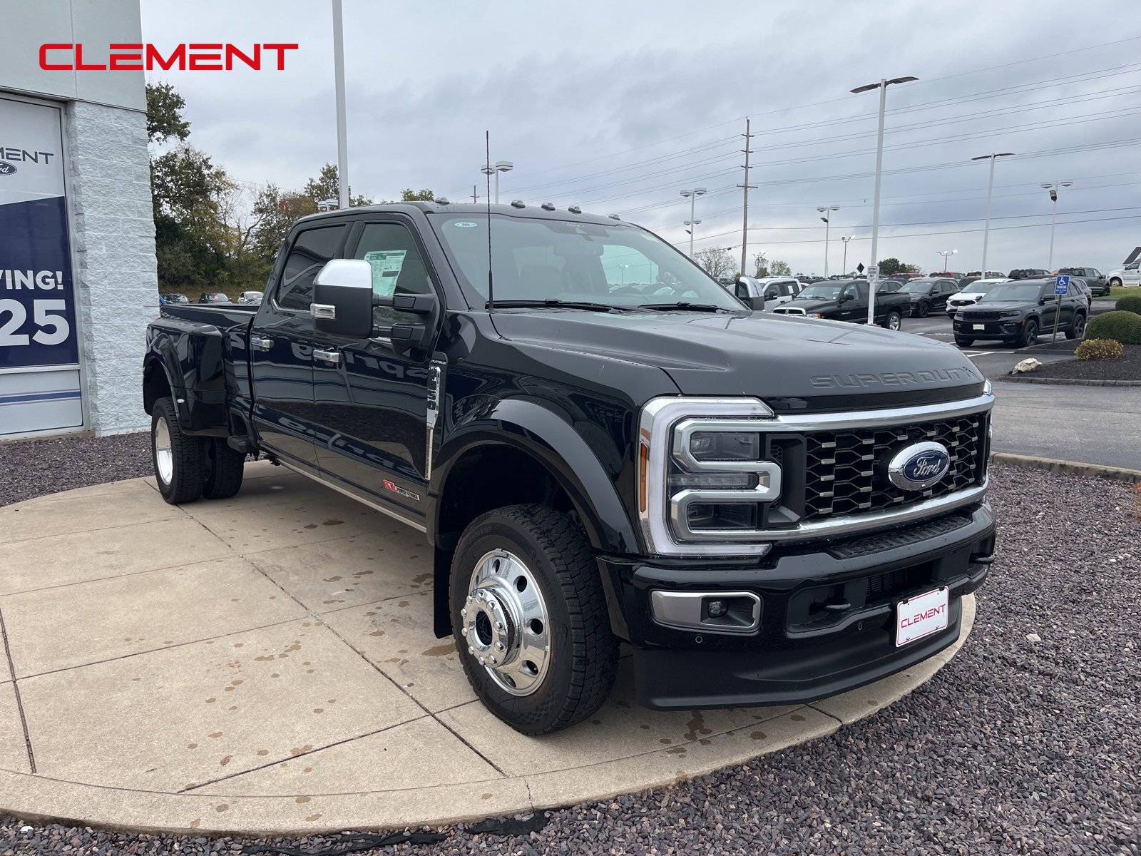 New 2026 Ford F450 Platinum image 3