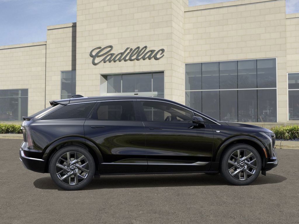 New 2026 Cadillac Optiq Luxury 1 image 5