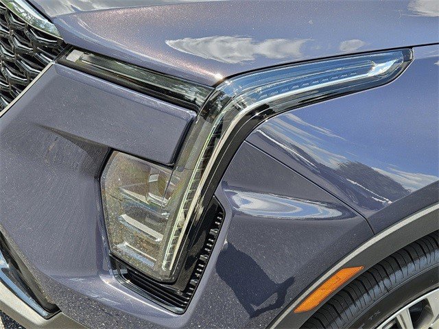 Certified 2025 Cadillac XT4 Premium Luxury image 6