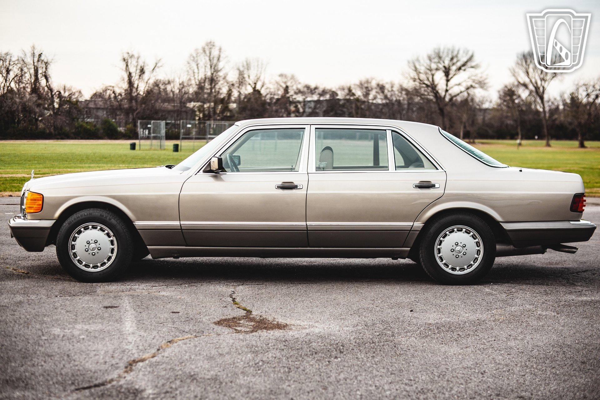 Used 1987 Mercedes-Benz 420 SEL image 7