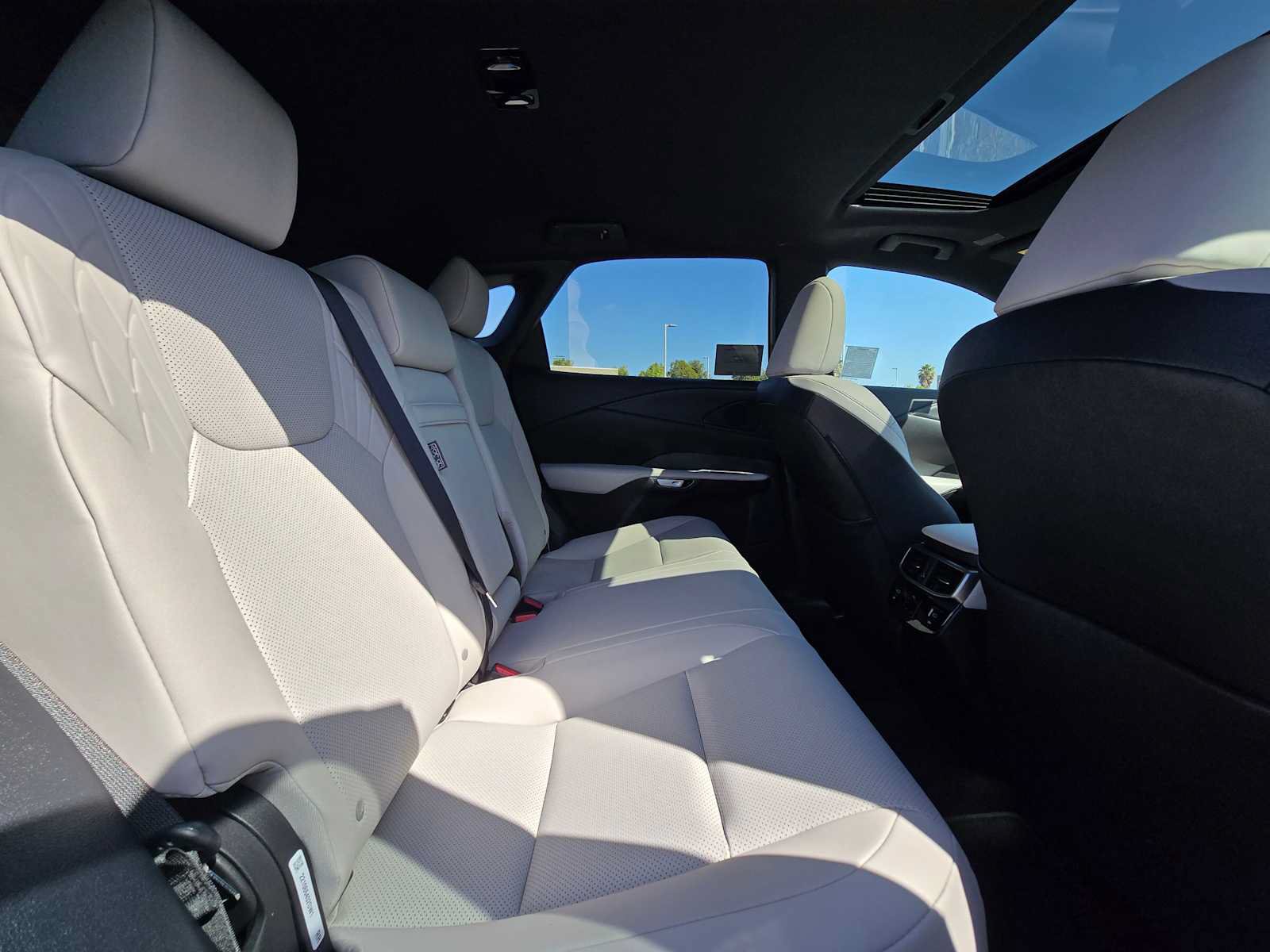 New 2026 Lexus RX 350 F Sport FWD image 15
