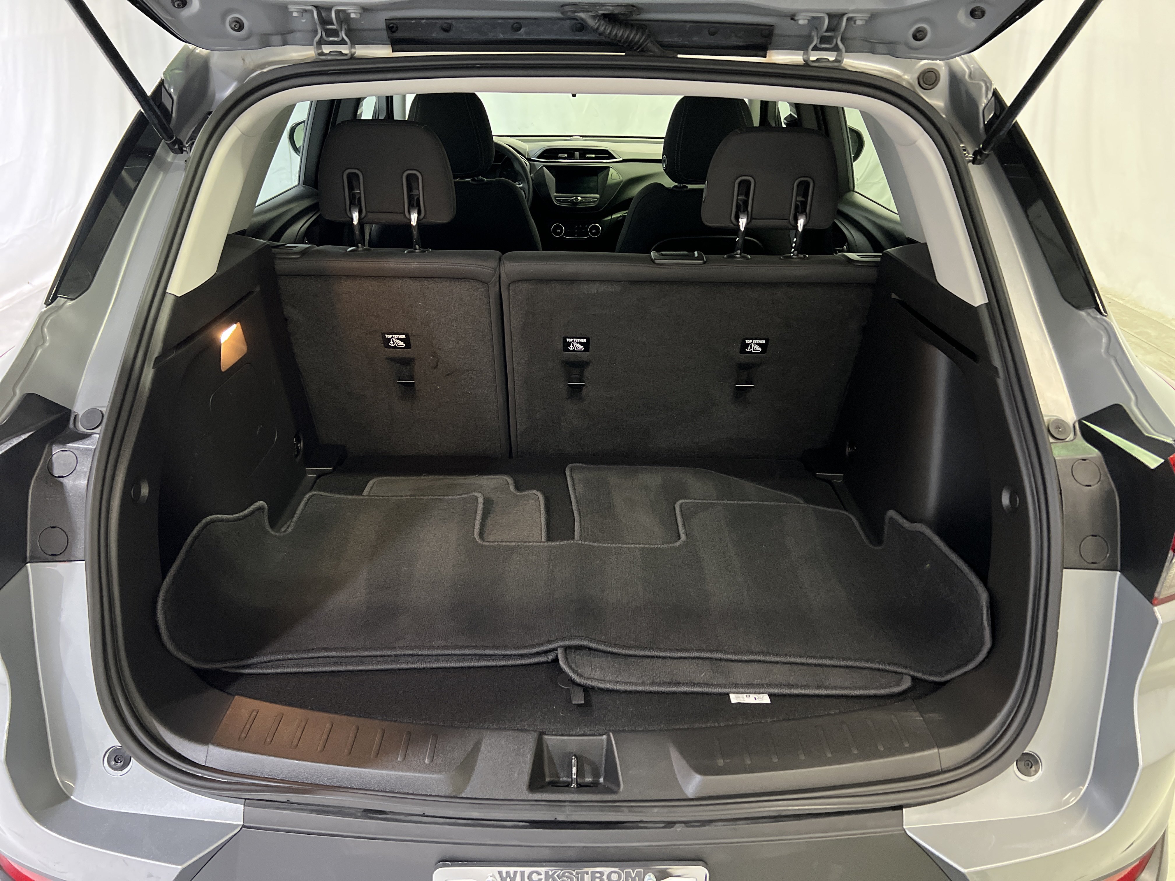 Used 2023 Chevrolet TrailBlazer LS FWD image 14