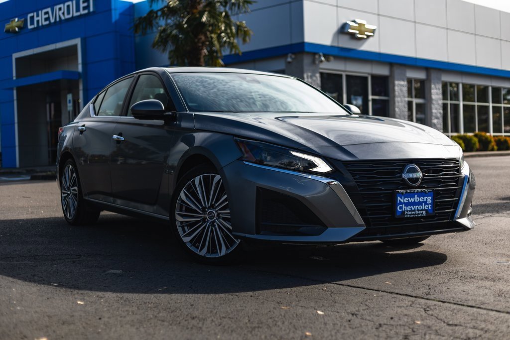 Used 2023 Nissan Altima 2.5 SL