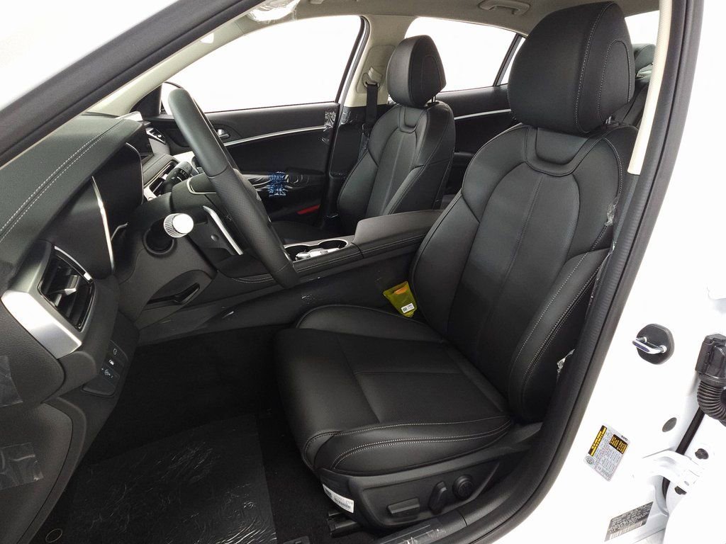 New 2025 Genesis G70 2.5T image 10