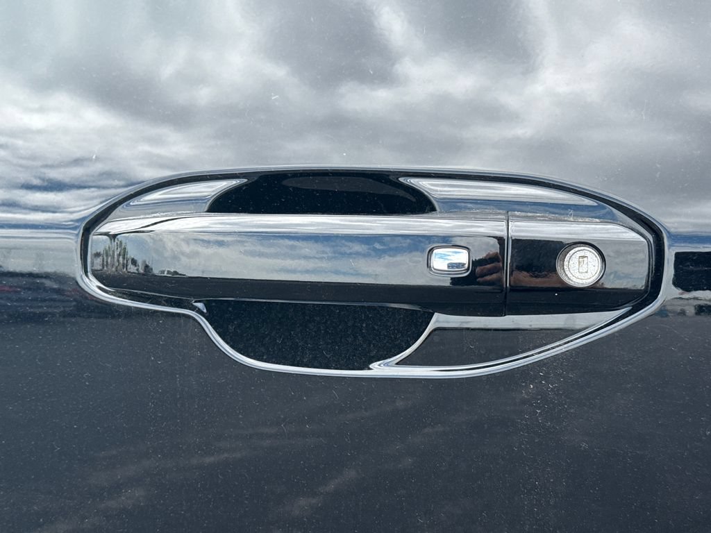 New 2025 GMC Sierra EV Denali AWD/4WD image 15