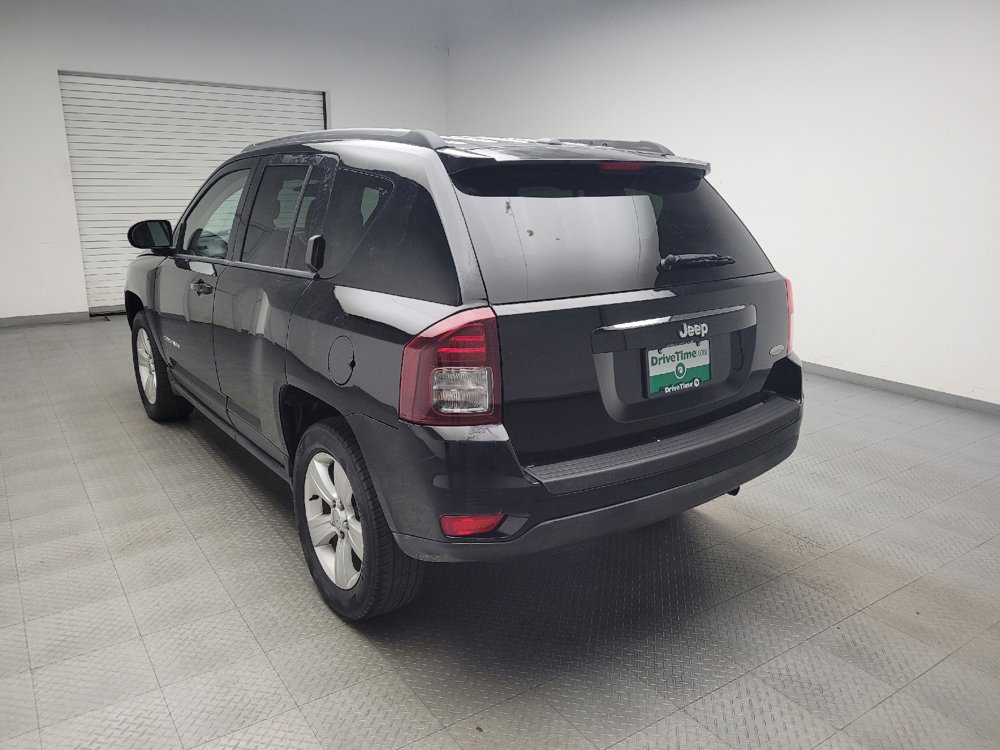 Used 2015 Jeep Compass Latitude AWD/4WD image 5