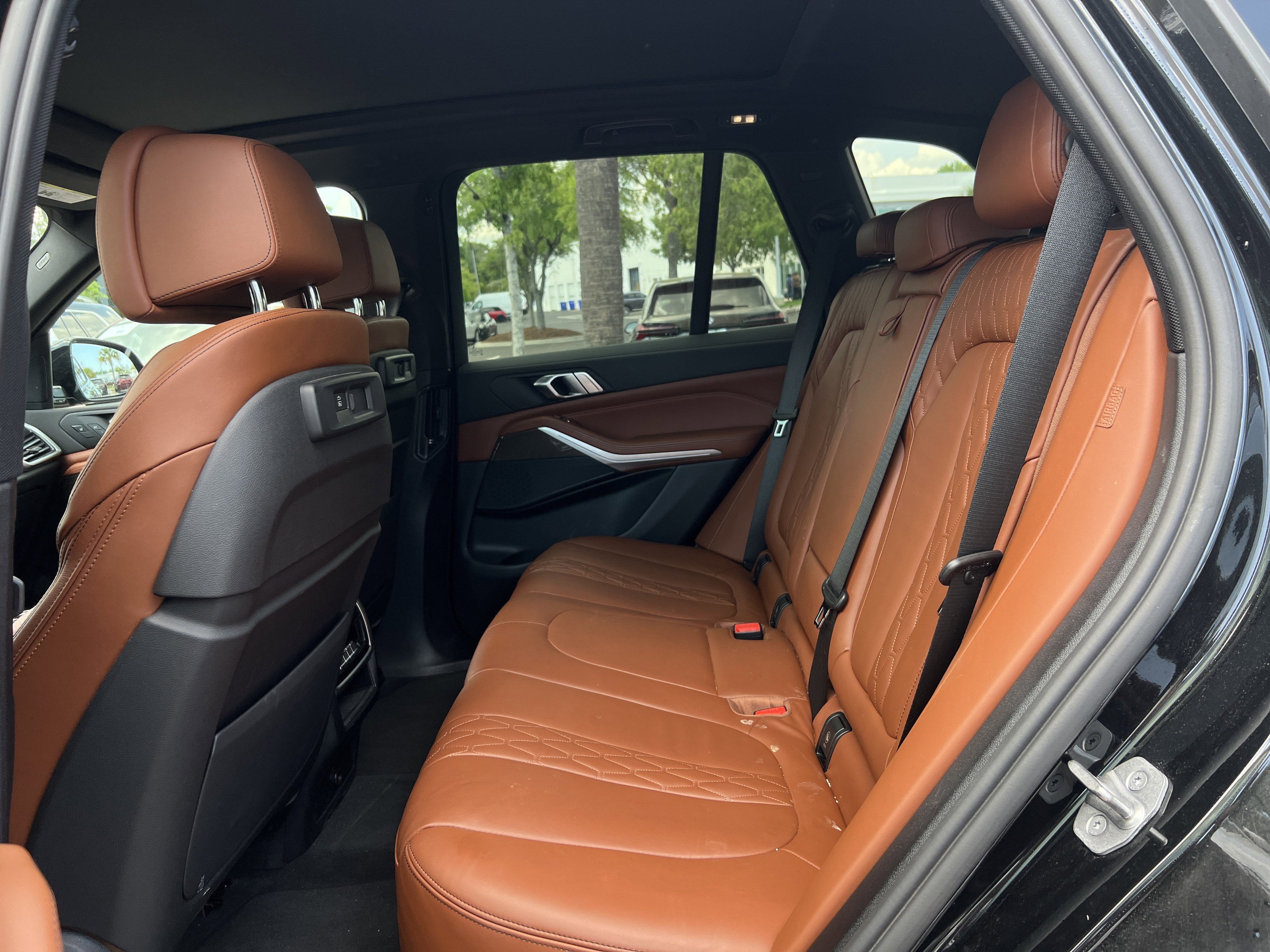 Certified 2022 BMW X5 xDrive40i w/ M Sport Package AWD/4WD image 31