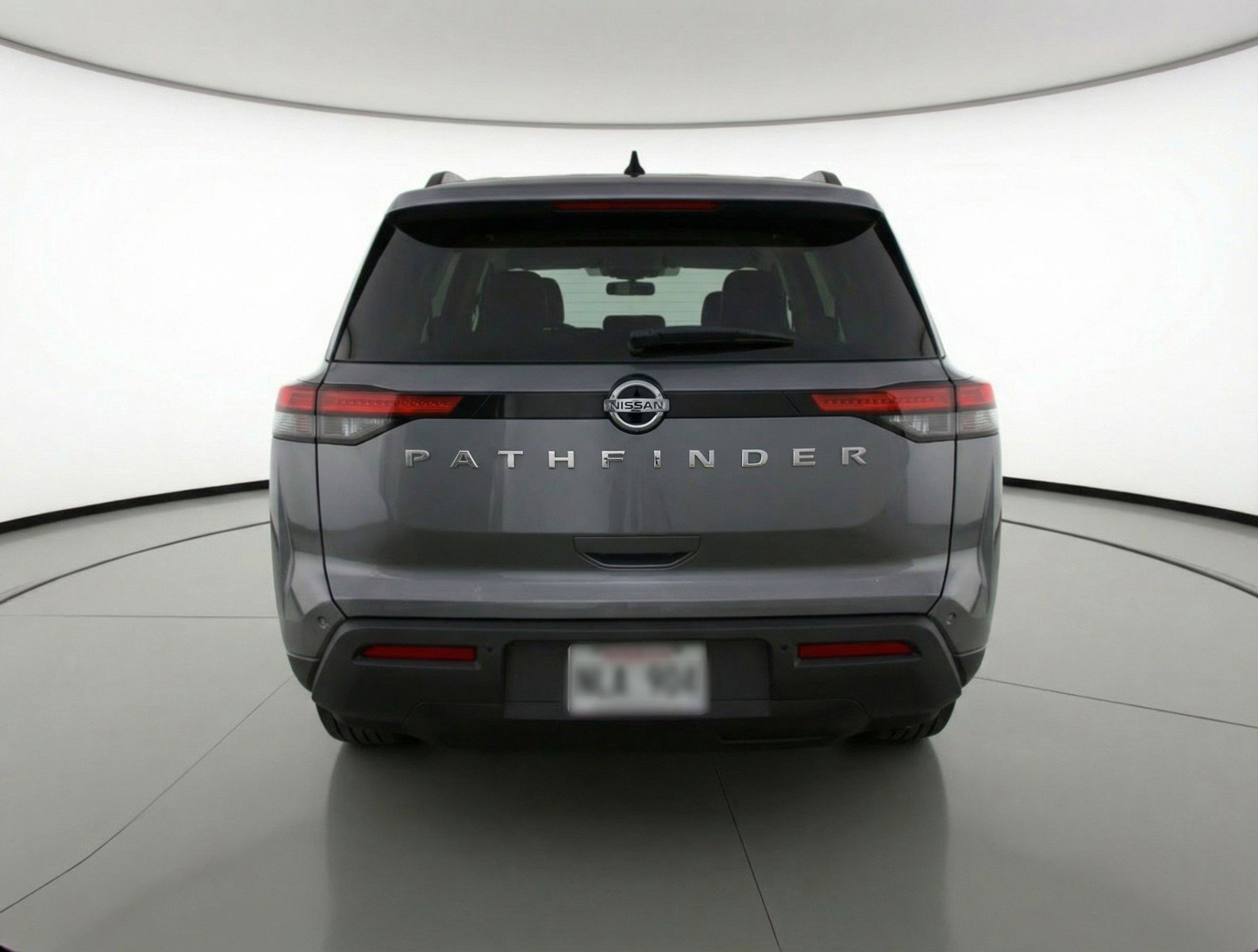 Used 2025 Nissan Pathfinder SV image 7