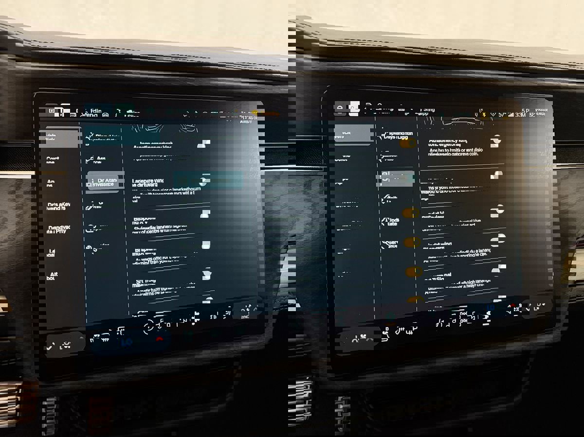 Used 2022 Rivian R1T Launch Edition image 18