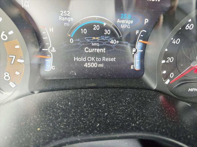 Certified 2025 Jeep Compass Latitude w/ Sun & Sound Group AWD/4WD image 23