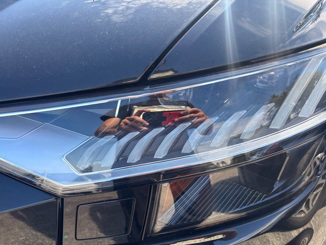 Used 2023 Audi Q8 Premium Plus w/ Premium Plus Package AWD/4WD image 2