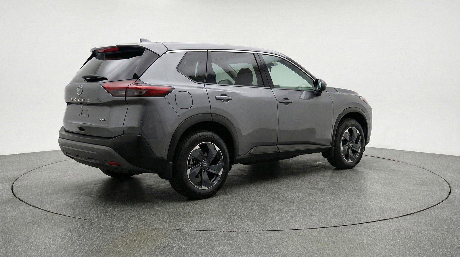 Used 2025 Nissan Rogue SV image 9