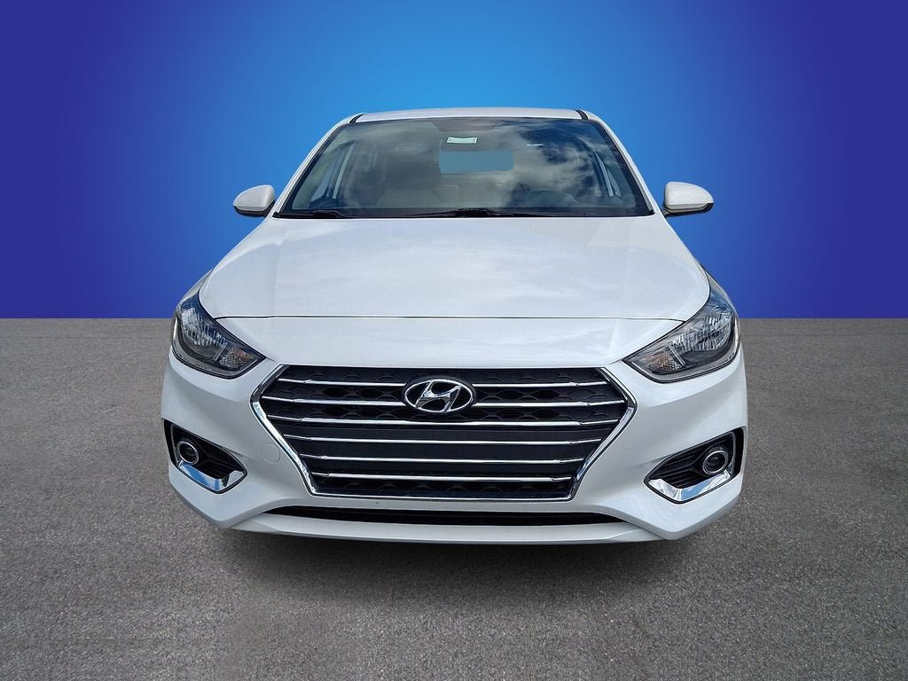 Used 2021 Hyundai Accent SEL FWD image 2