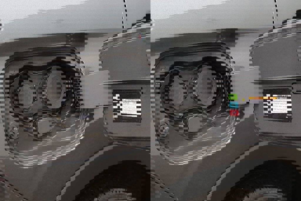 Used 2025 Mitsubishi Outlander SEL image 43