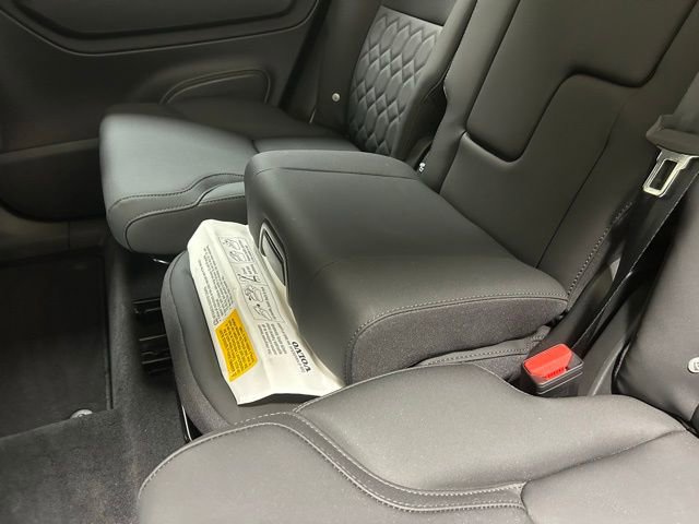 Used 2025 Volvo XC90 B5 Plus image 15