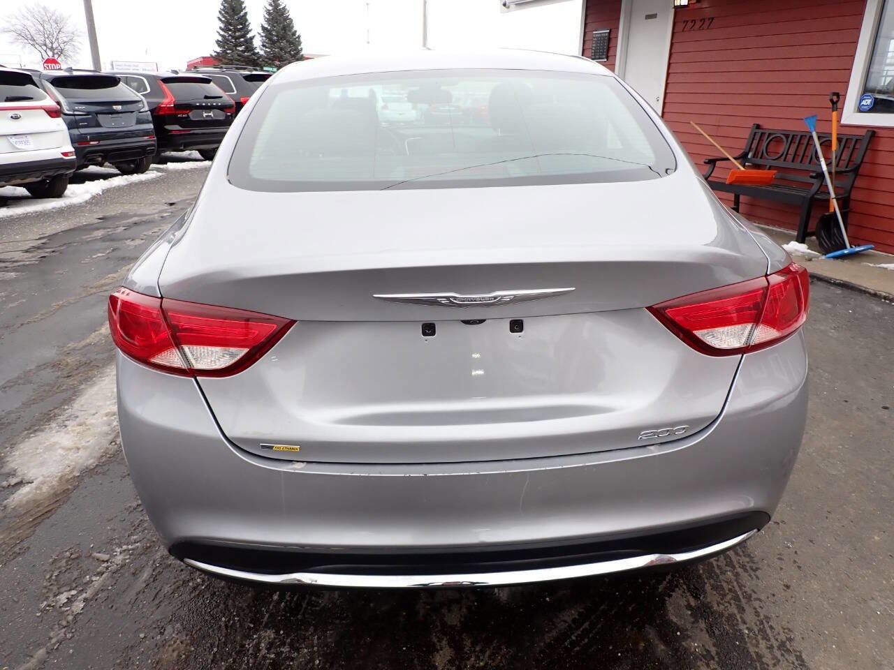 Used 2016 Chrysler 200 Limited image 5