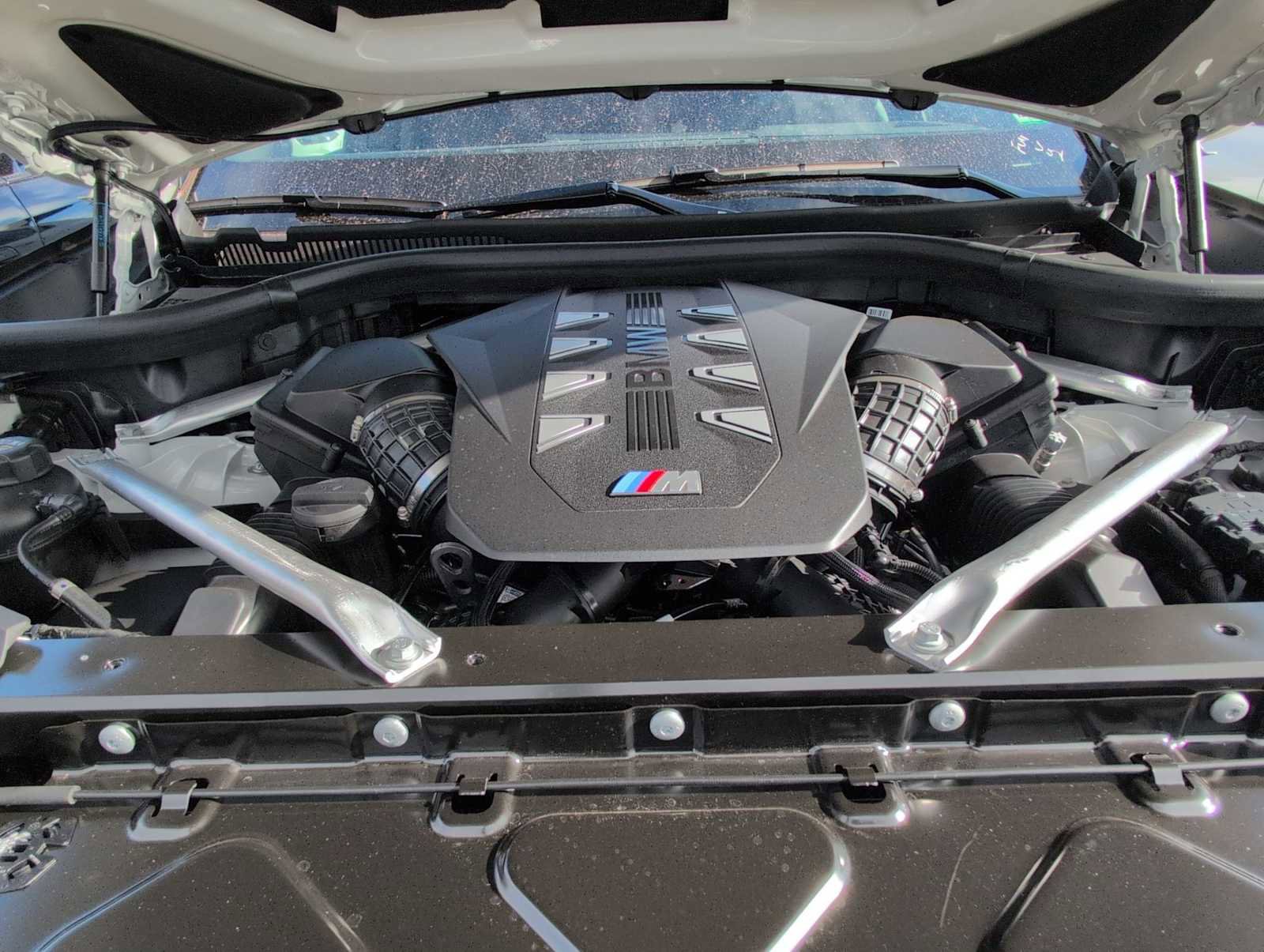 New 2026 BMW X5 M60i w/ Climate Comfort Package image 15