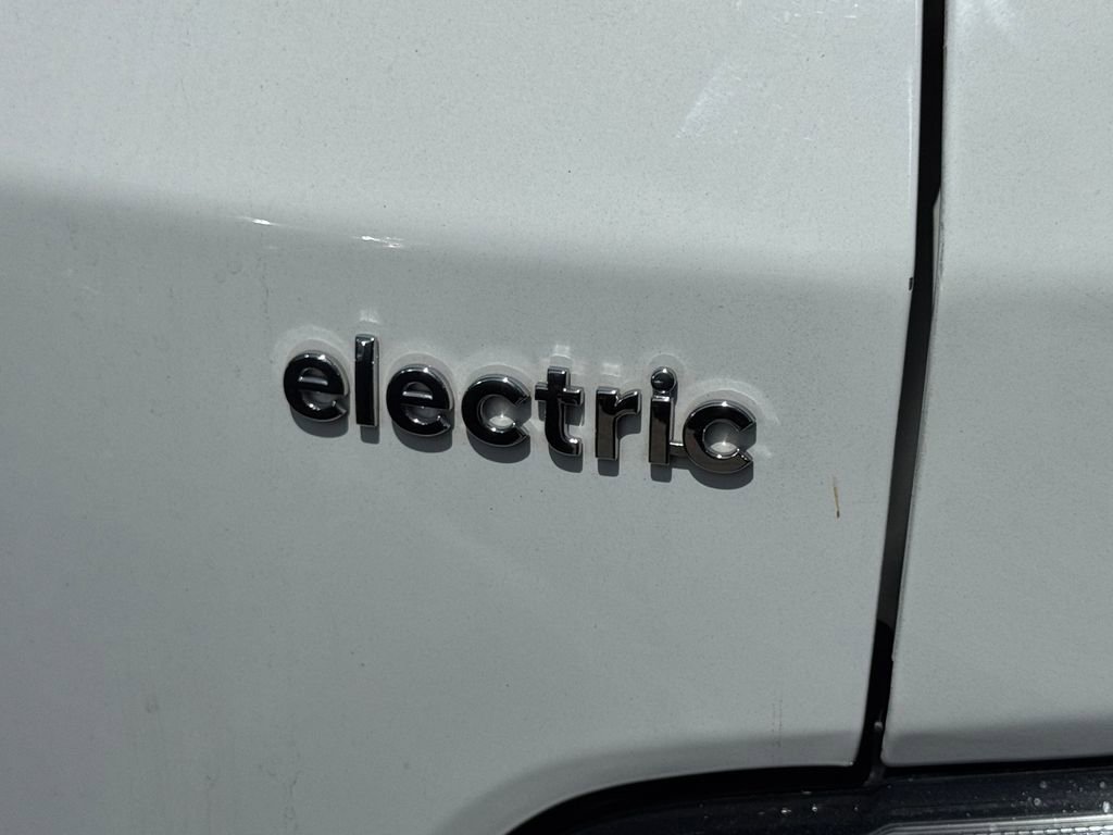 Used 2023 Hyundai Kona SE FWD image 25