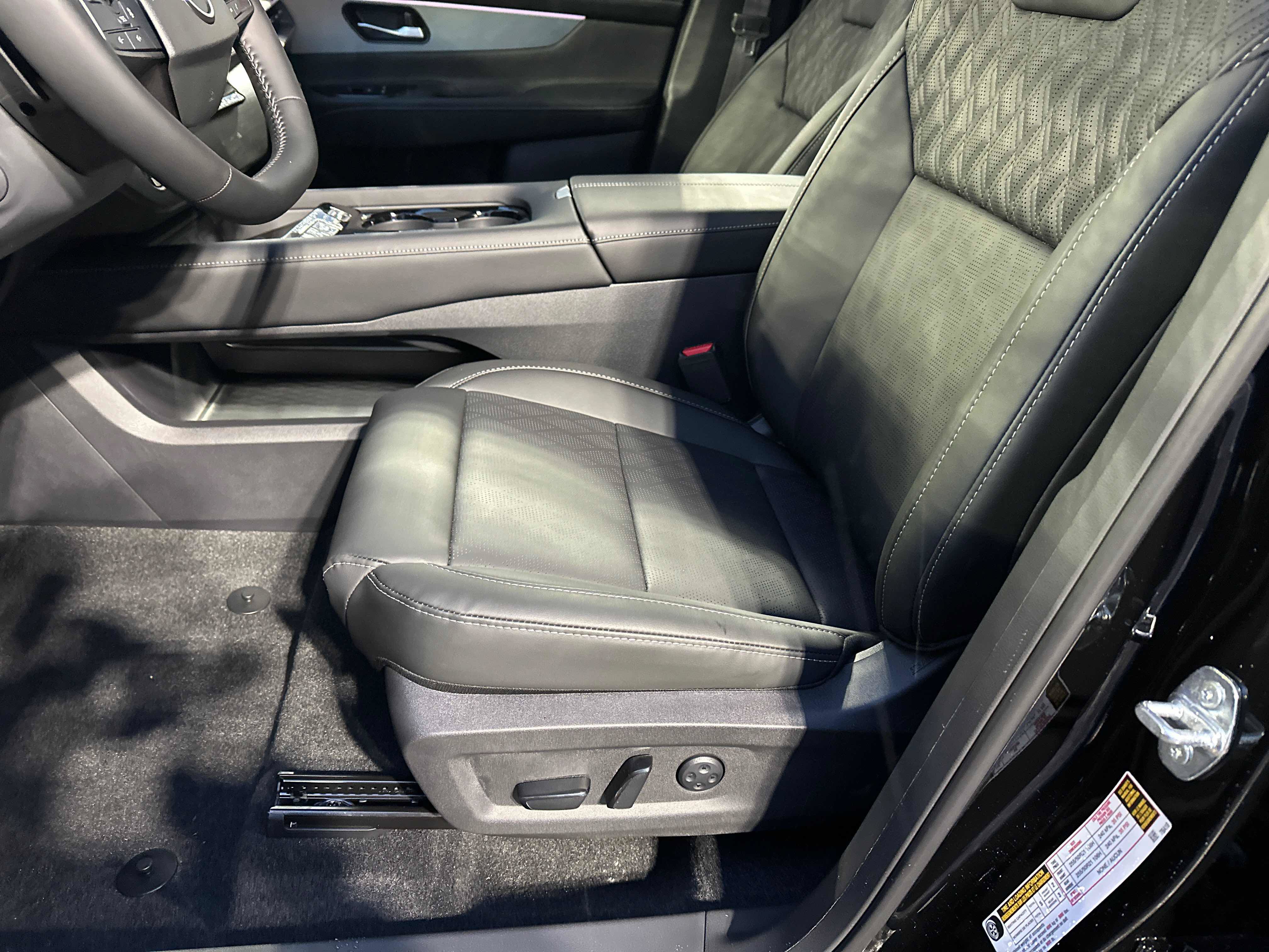 New 2027 Nissan Murano Platinum w/ Cargo Package AWD/4WD image 21
