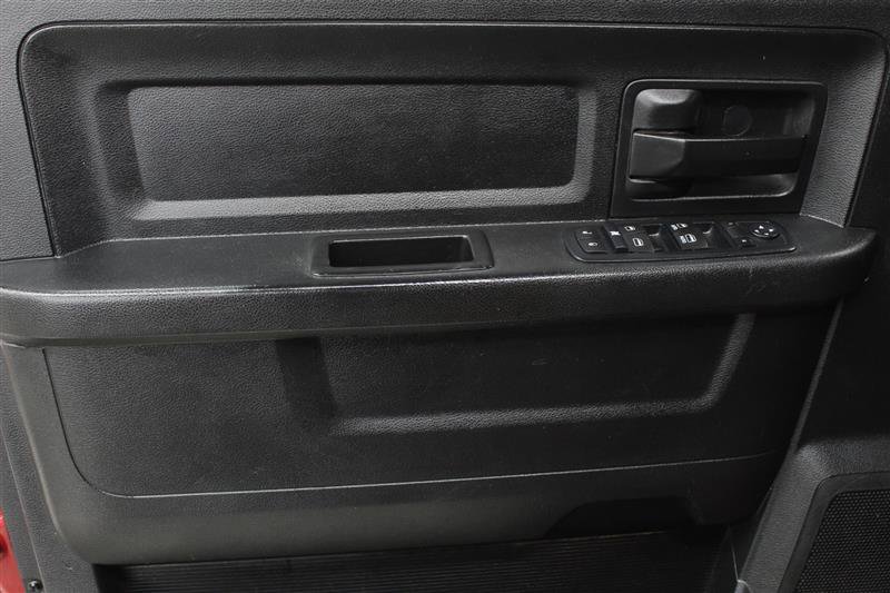 Used 2013 RAM 3500 Tradesman w/ Chrome Appearance Group AWD/4WD image 15