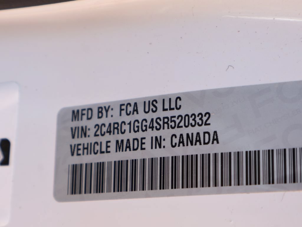 Used 2025 Chrysler Pacifica Limited FWD image 42