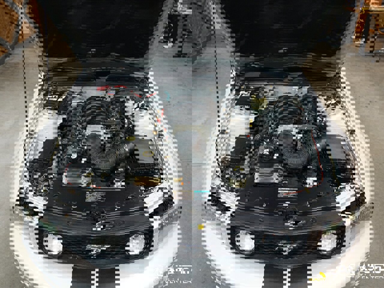 Used 2005 Ford Mustang GT Premium image 8