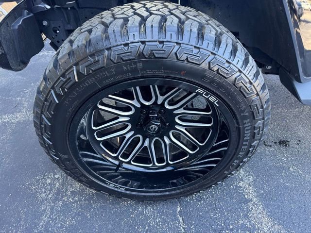 Used 2023 Jeep Gladiator Overland image 10