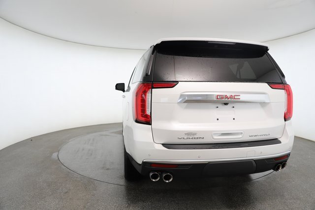 Used 2023 GMC Yukon XL Denali image 13