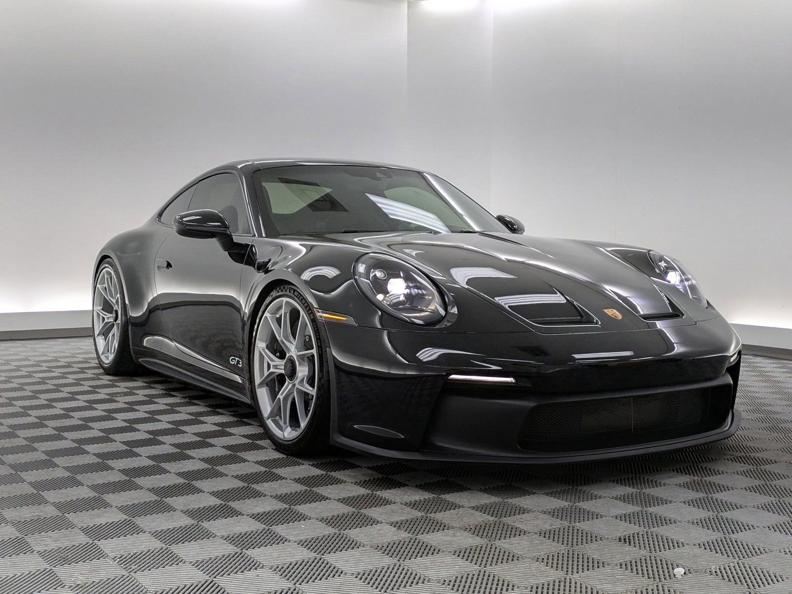 Certified 2022 Porsche 911 GT3 image 8