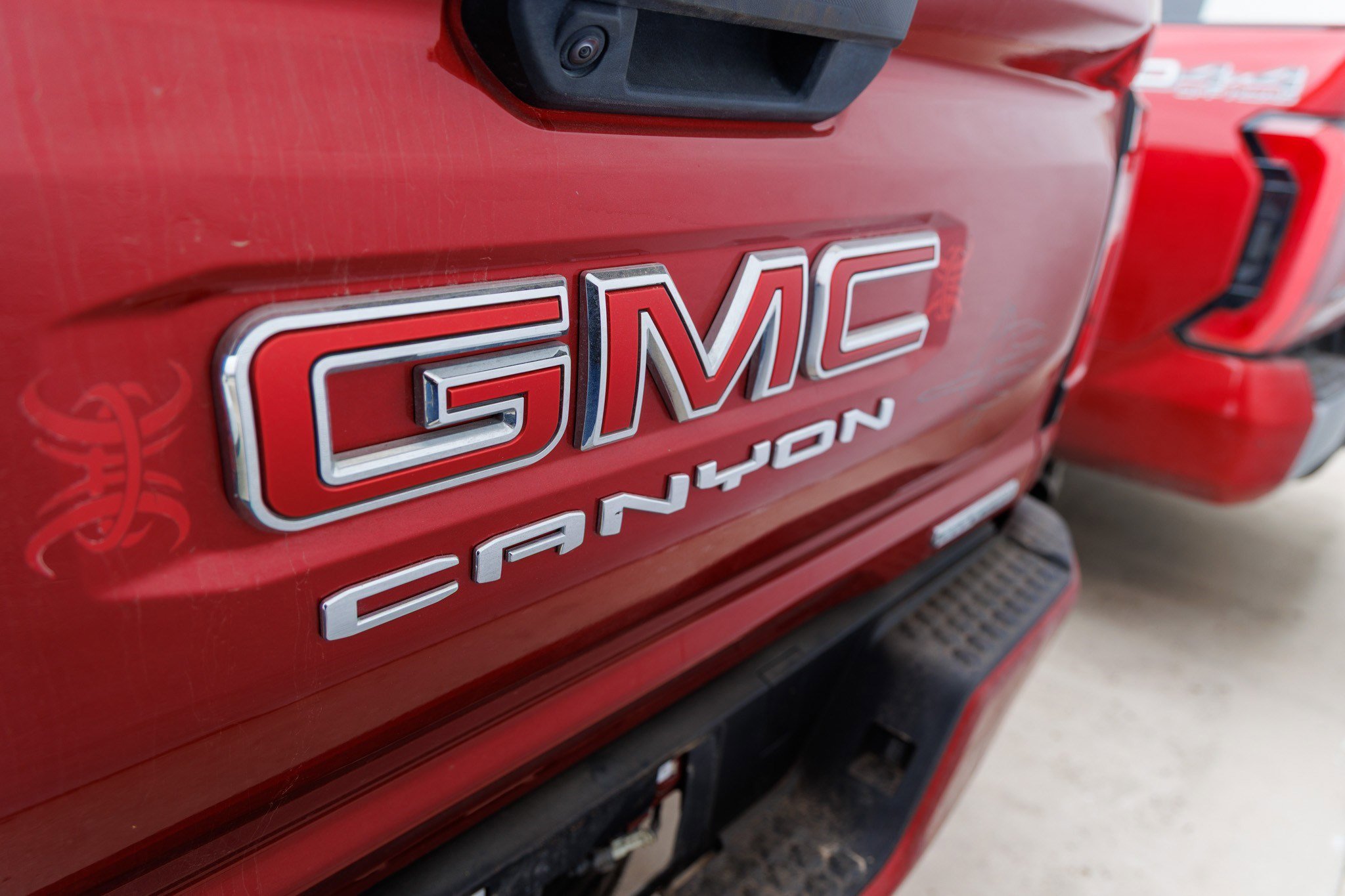 Used 2024 GMC Canyon Elevation w/ Trailering Package image 11