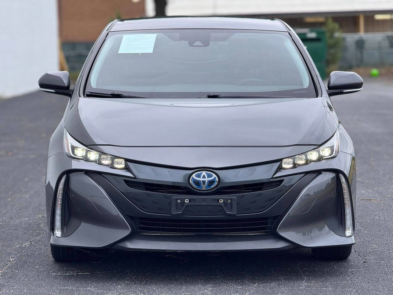 Used 2017 Toyota Prius Prime Premium FWD image 3